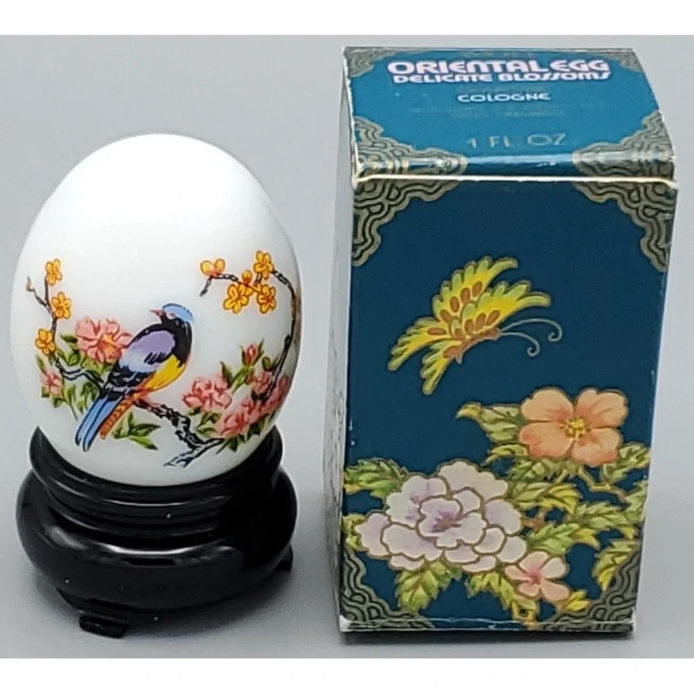 Vtg Avon Oriental Egg Delicate Blossoms Charisma Empty Perfume Bottle and Box‎